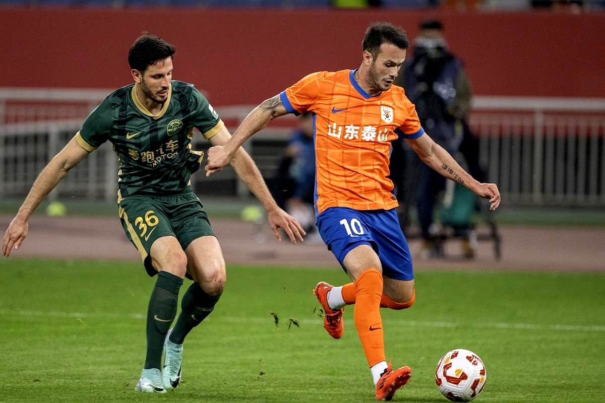 乐鱼app下载 - 冲刺阶段体能课后，山东泰山迎来里程碑备战欧冠，引发热议，控场能力受关注