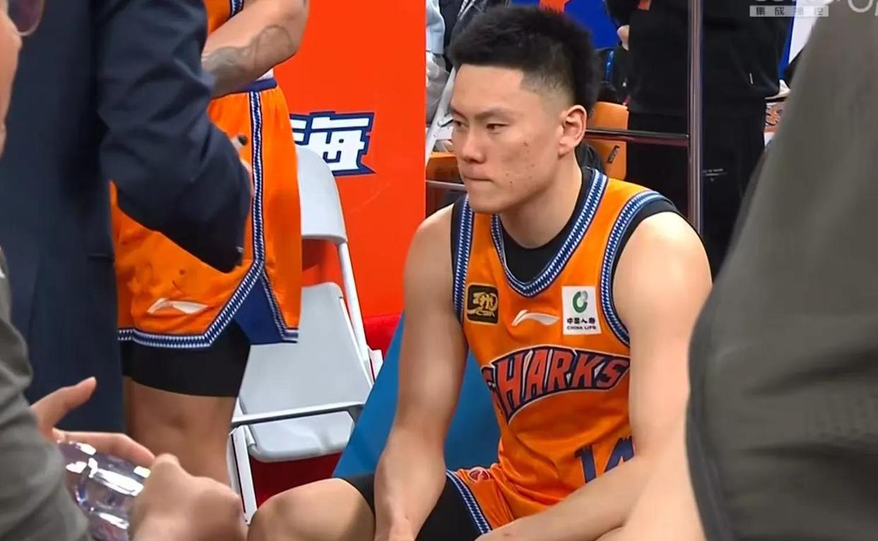 清晨CBA季后赛焦点战,广厦男篮队长鼓劲,更衣室稳定,高层口径保持一致的简单介绍 清晨CBA季后赛焦点战,广厦男篮队长鼓劲,更衣室稳定,高层口径保持一致的简单介绍